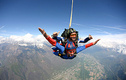 Salto col paracadute in Ticino